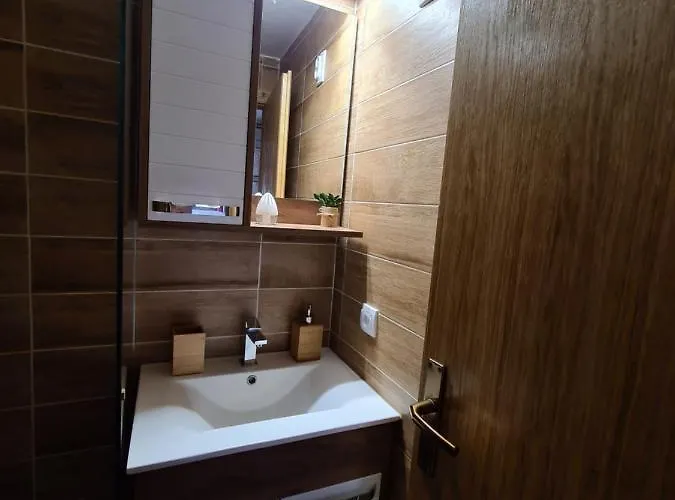 アパート Tripkovic *